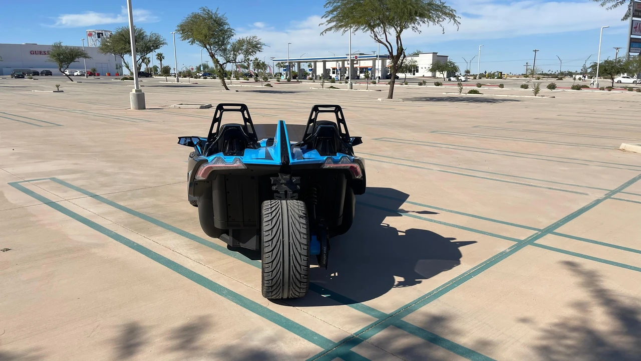2020 Polaris Slingshot - Image 12 of 31