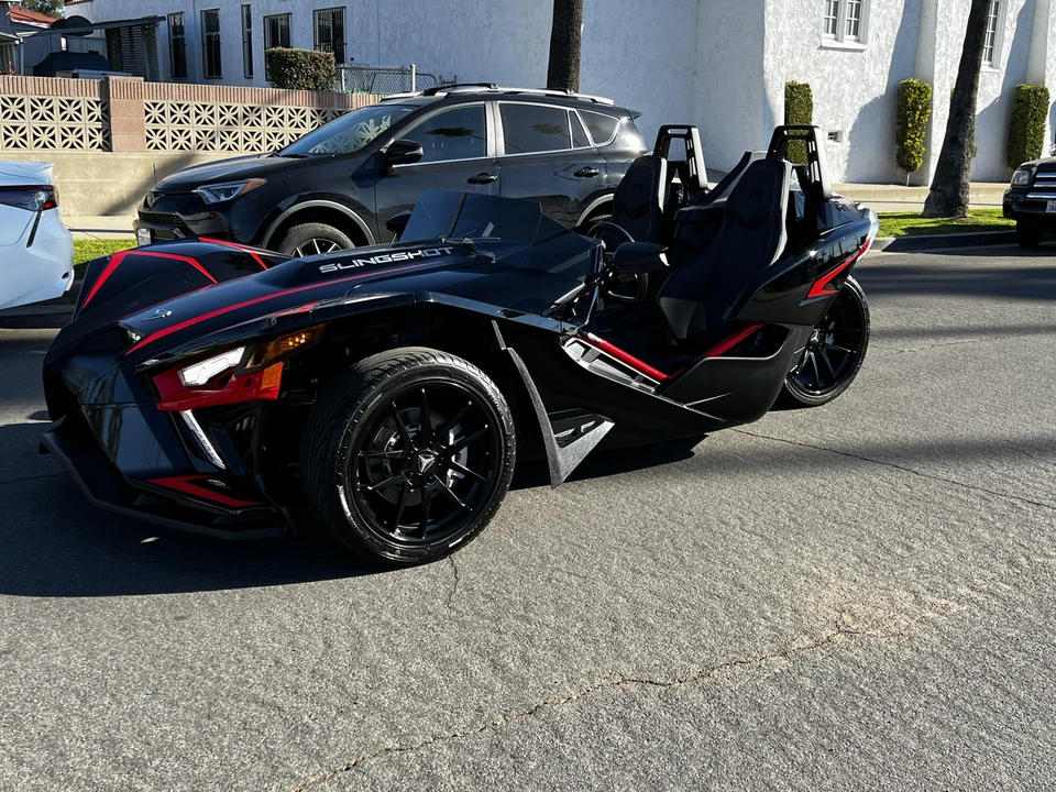 2020 Polaris Slingshot - Image 8 of 31