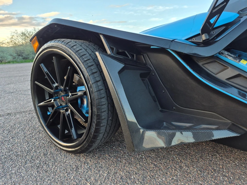 2020 Polaris Slingshot - Image 17 of 31