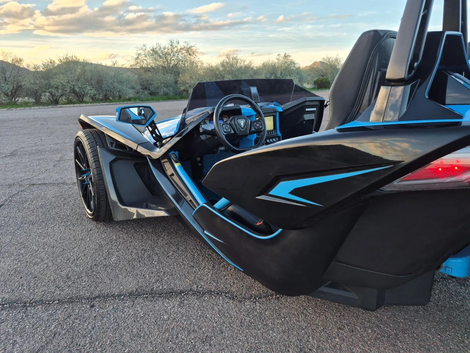 2020 Polaris Slingshot - Image 19 of 31