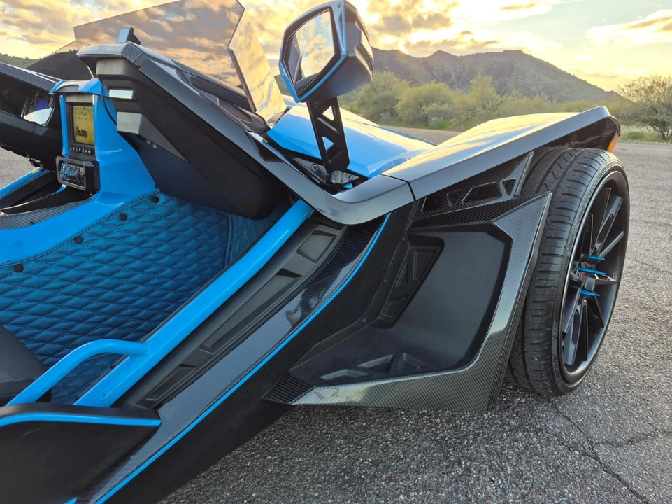 2020 Polaris Slingshot - Image 25 of 31