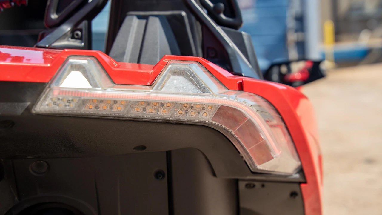 2020 Polaris Slingshot - Image 22 of 31
