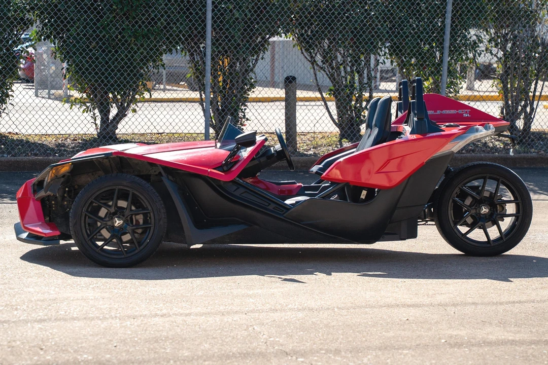 2020 Polaris Slingshot - Image 3 of 31