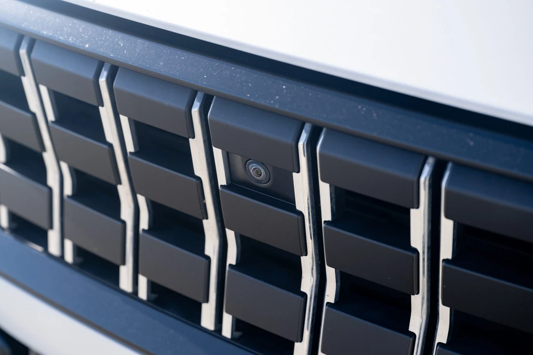 2020 Polestar 1 - Image 17 of 31