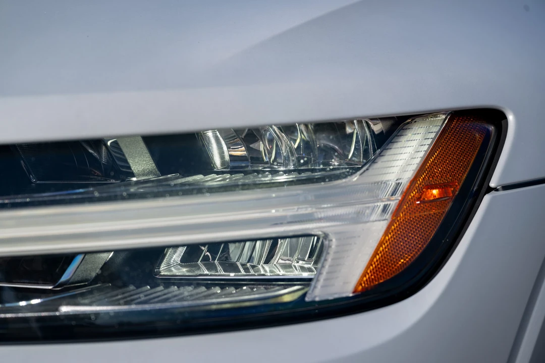 2020 Polestar 1 - Image 18 of 31