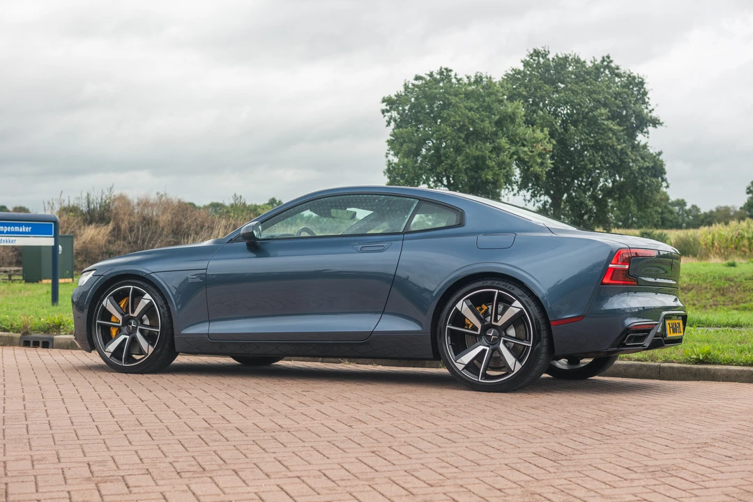 2020 Polestar 1 - Image 13 of 31