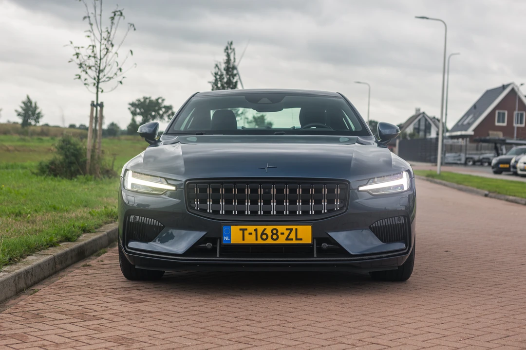 2020 Polestar 1 - Image 2 of 31
