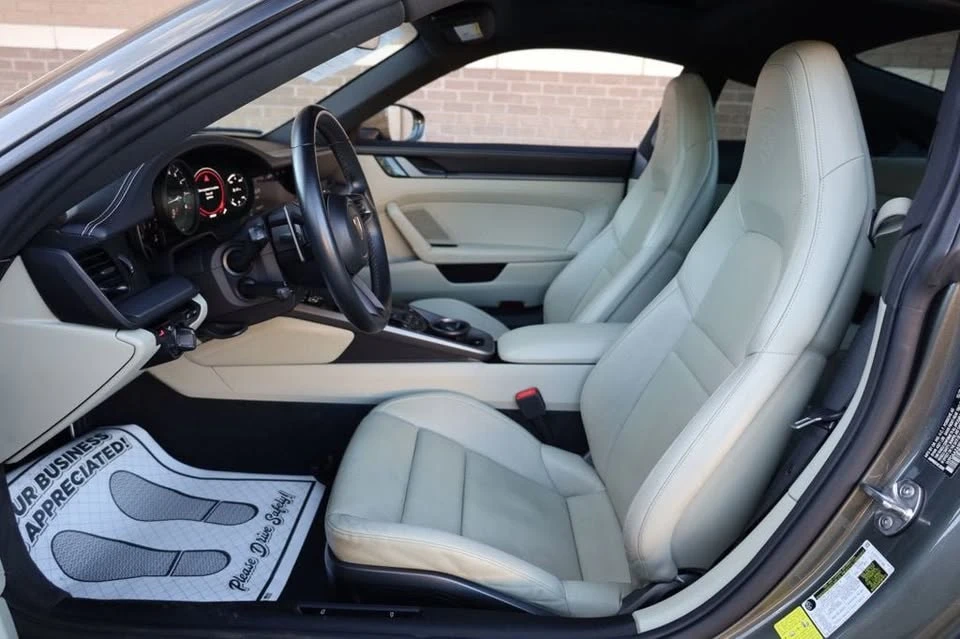 2020 Porsche 992 Carrera - Image 9 of 20