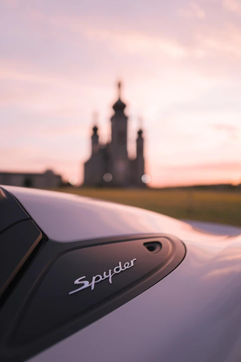 2020 Porsche 718 Boxster Spyder - Image 16 of 31