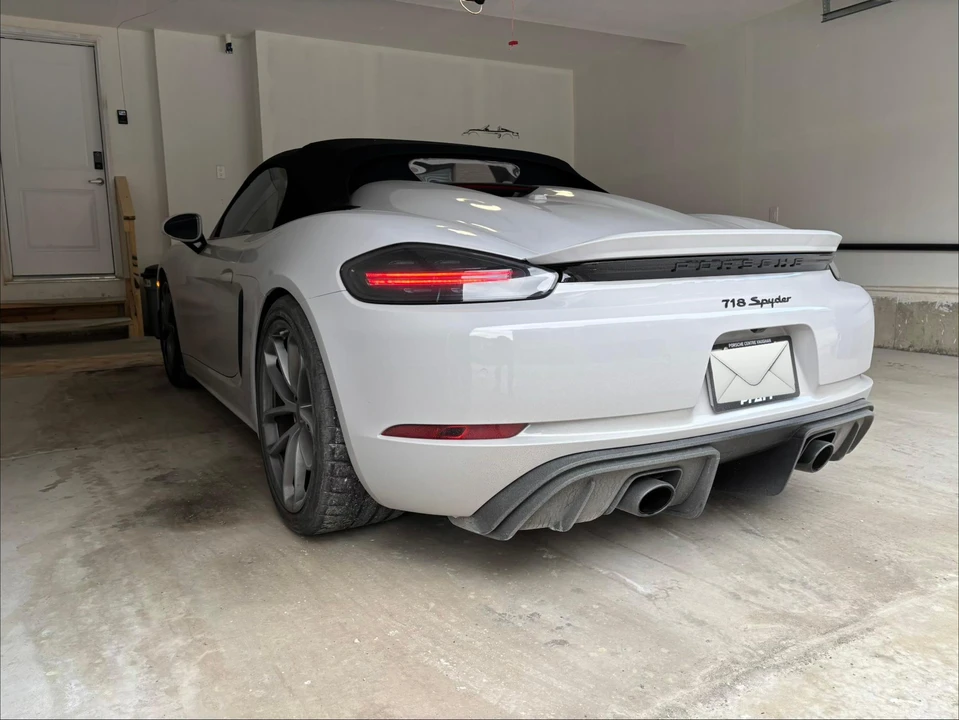 2020 Porsche 718 Boxster Spyder - Image 8 of 31