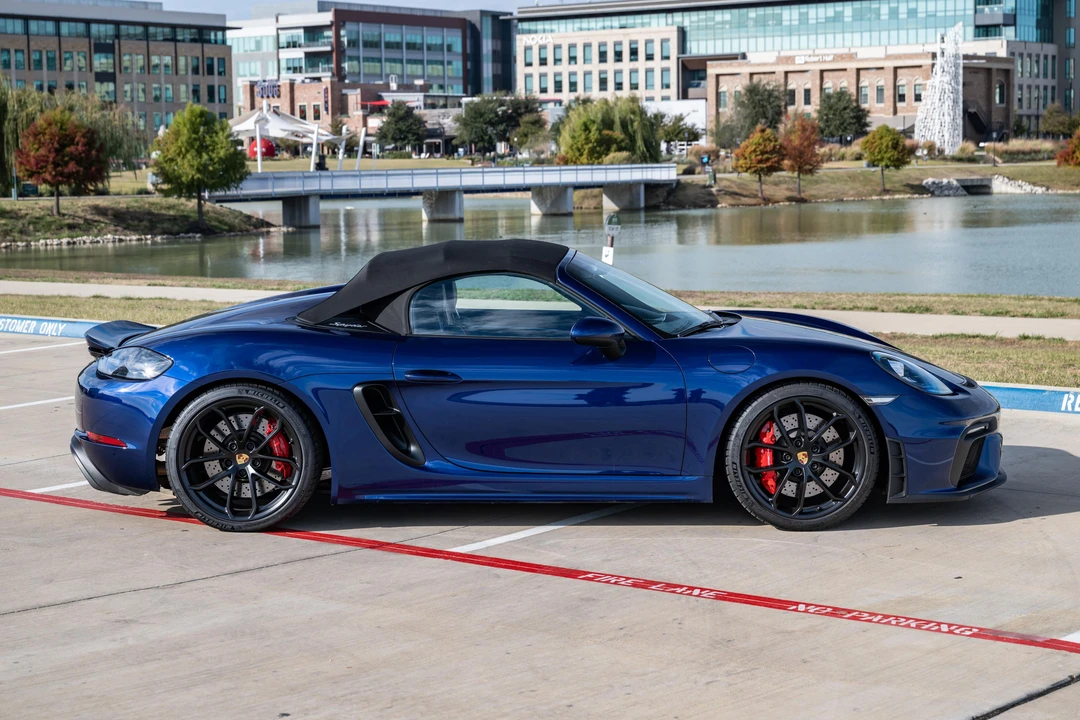 2020 Porsche 718 Boxster Spyder - Image 15 of 31