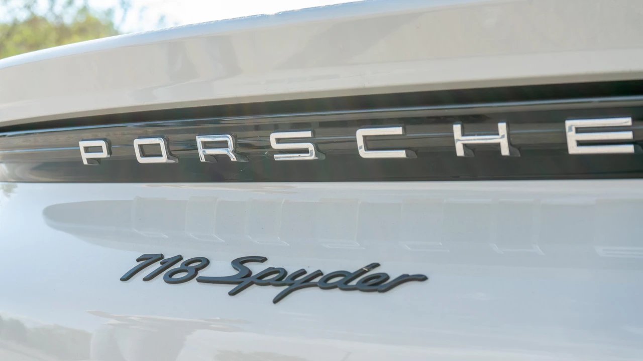 2020 Porsche 718 Boxster Spyder - Image 22 of 31