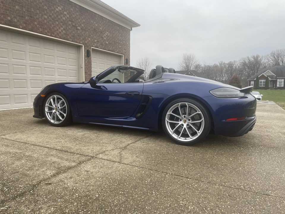 2020 Porsche 718 Boxster Spyder - Image 15 of 31