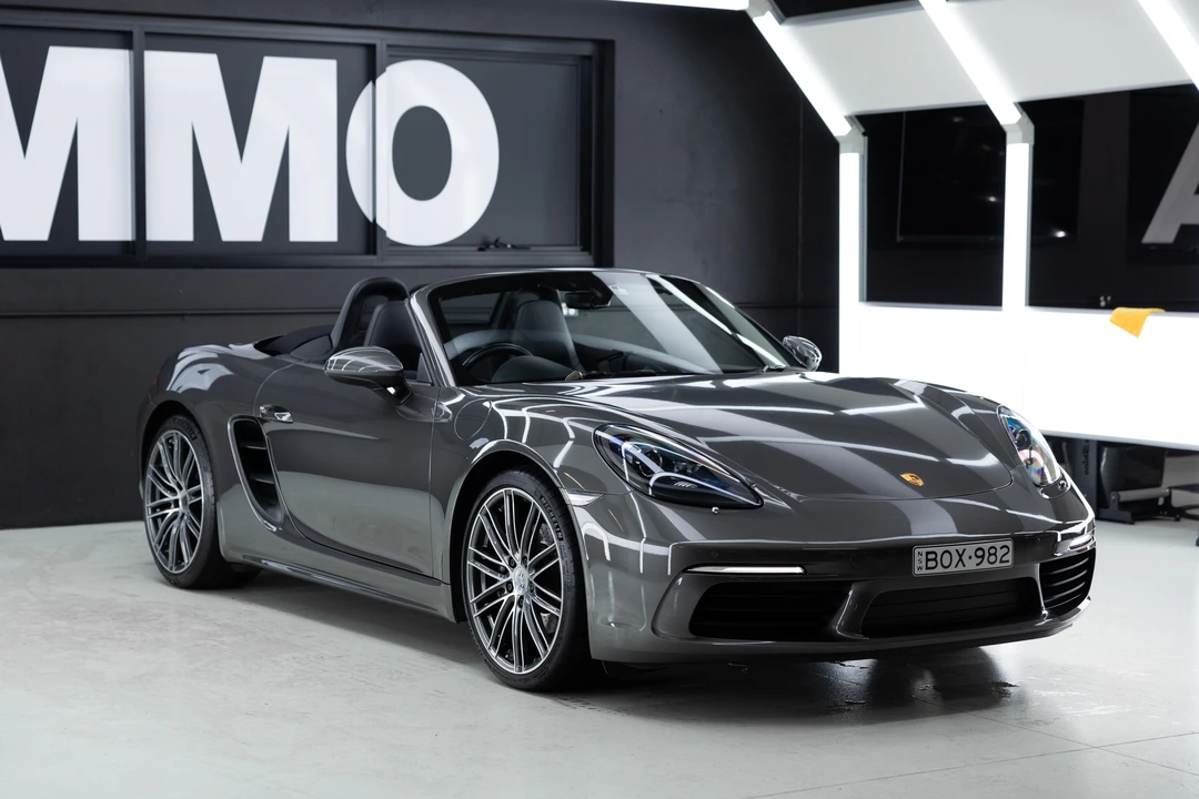 2020 Porsche 718 Boxster - Image 11 of 31