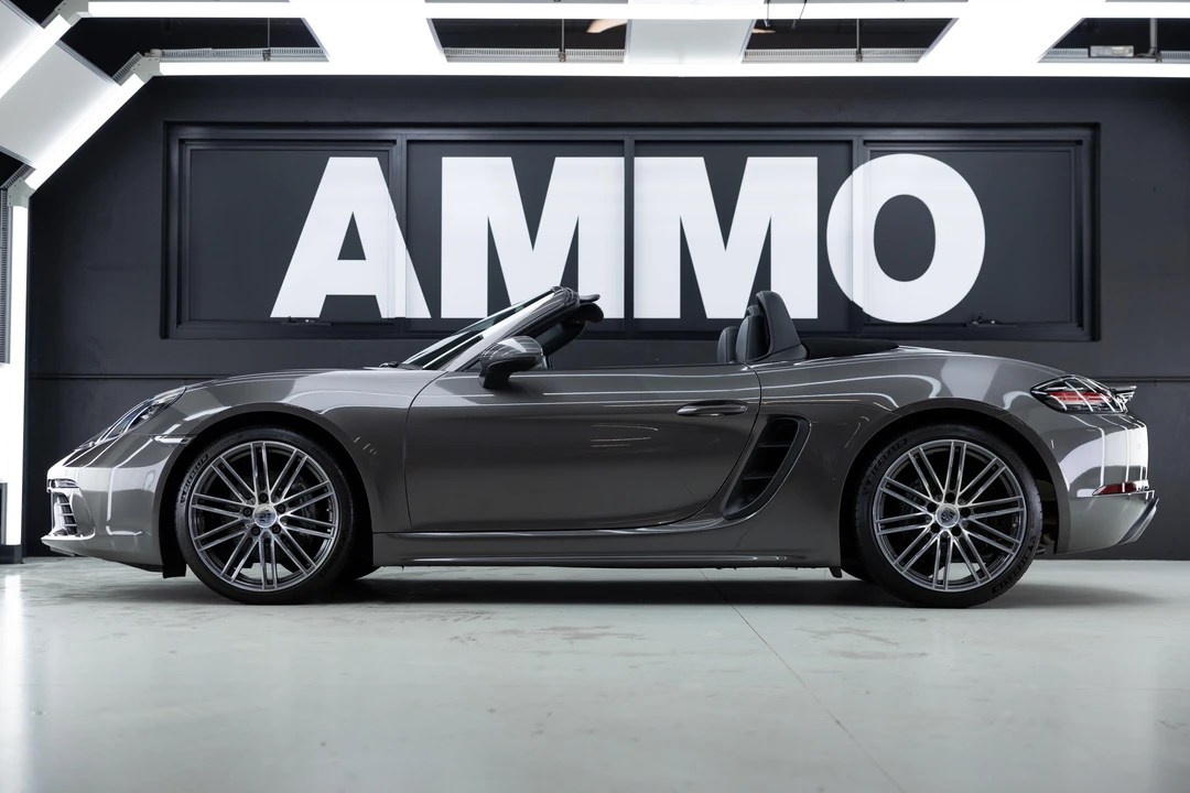 2020 Porsche 718 Boxster - Image 14 of 31