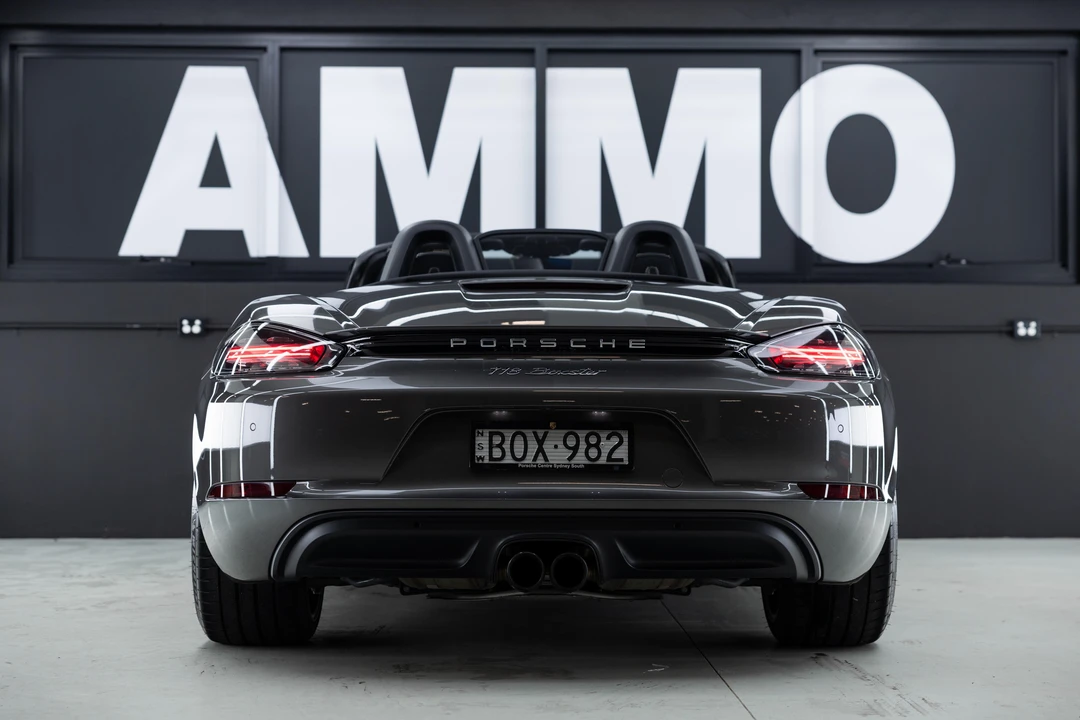 2020 Porsche 718 Boxster - Image 13 of 31