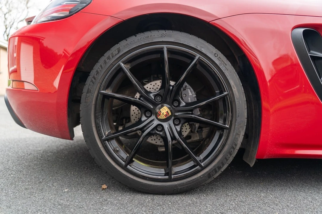 2020 Porsche 718 Cayman - Image 18 of 30
