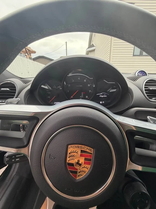 2020 Porsche 718 Cayman - Image 9 of 15