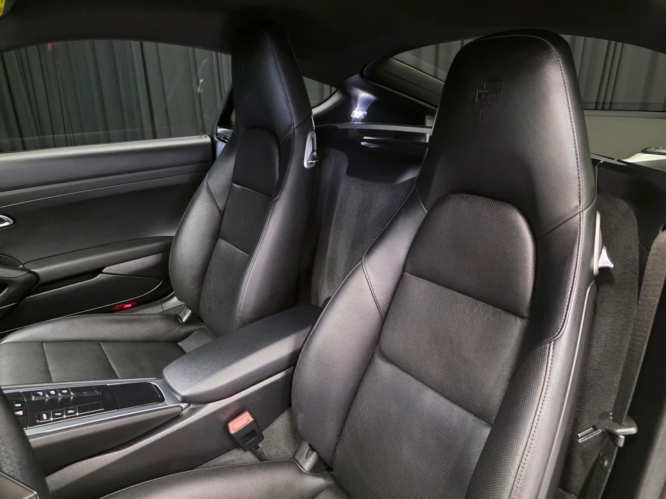 2020 Porsche 718 Cayman - Image 18 of 21