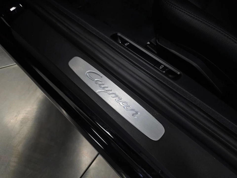 2020 Porsche 718 Cayman - Image 20 of 21