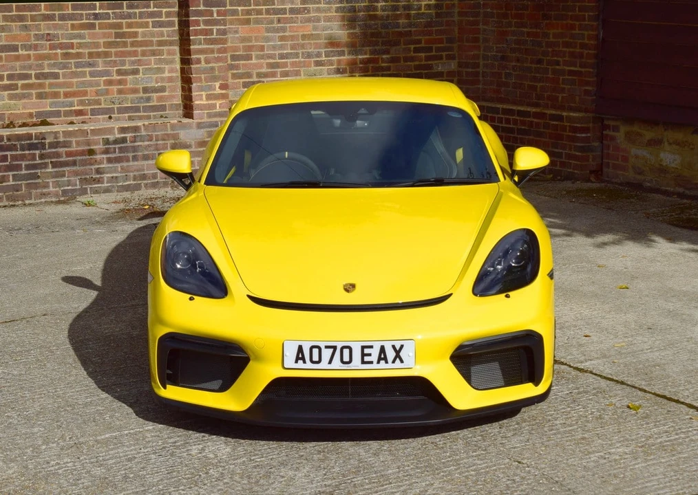 2020 Porsche 718 Cayman GT4 - Image 17 of 30