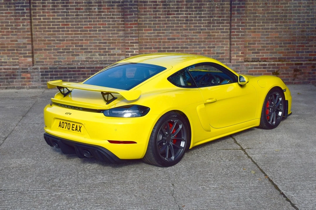 2020 Porsche 718 Cayman GT4 - Image 23 of 30