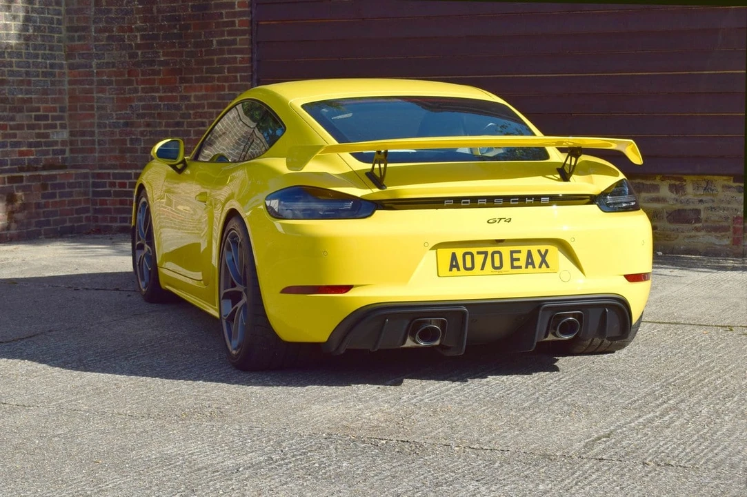 2020 Porsche 718 Cayman GT4 - Image 25 of 30