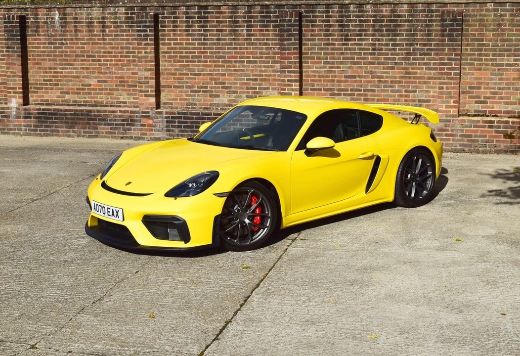 2020 Porsche 718 Cayman GT4 - Image 13 of 30