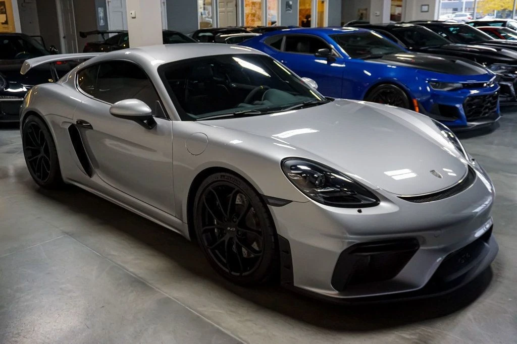 2020 Porsche 718 Cayman GT4 - Image 4 of 12
