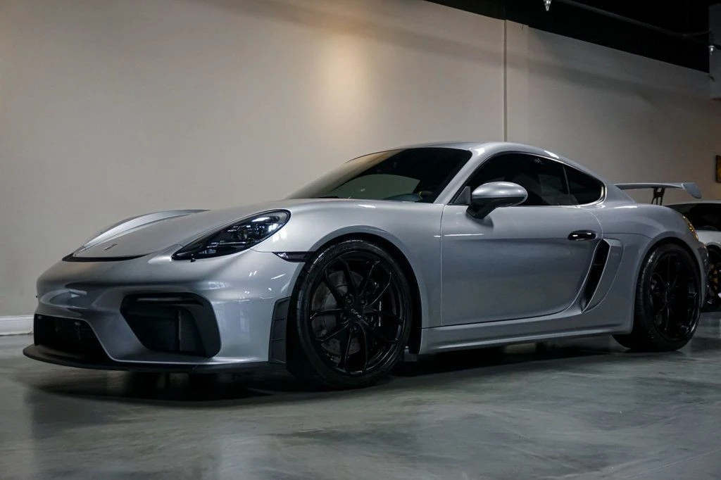 2020 Porsche 718 Cayman GT4 - Image 3 of 12