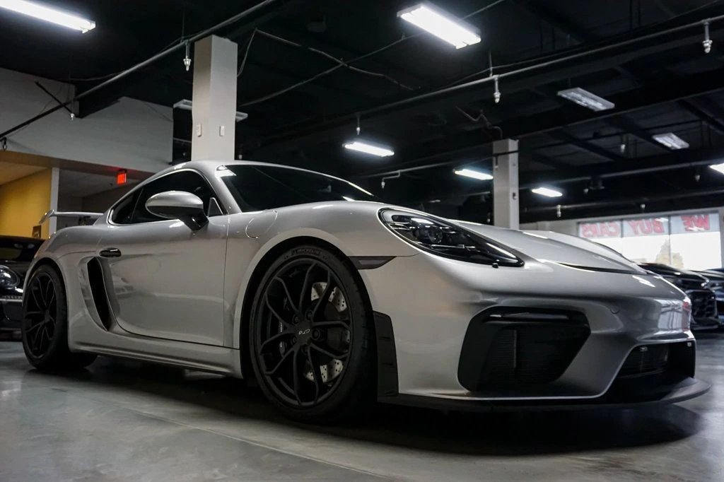 2020 Porsche 718 Cayman GT4 - Image 2 of 12