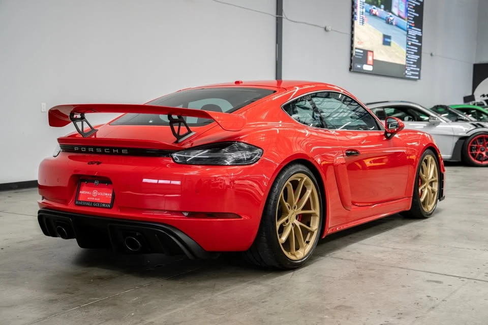 2020 Porsche 718 Cayman GT4 - Image 7 of 19