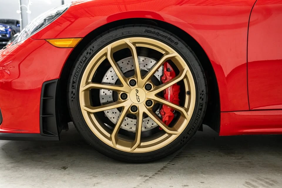 2020 Porsche 718 Cayman GT4 - Image 8 of 19