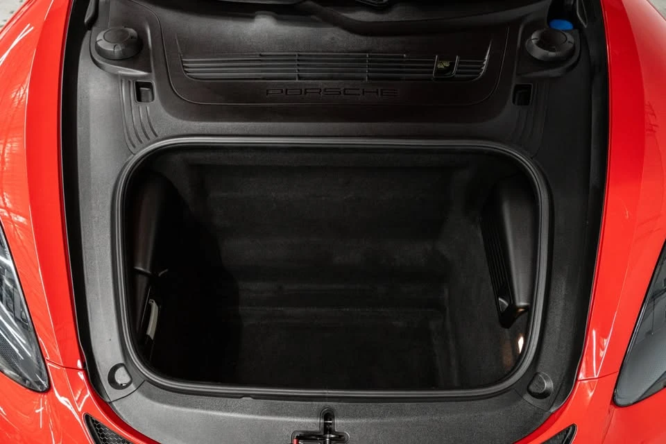 2020 Porsche 718 Cayman GT4 - Image 17 of 19