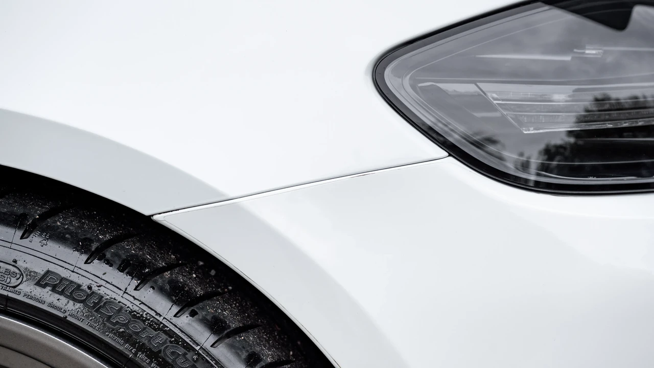 2020 Porsche 718 Cayman GT4 - Image 27 of 31