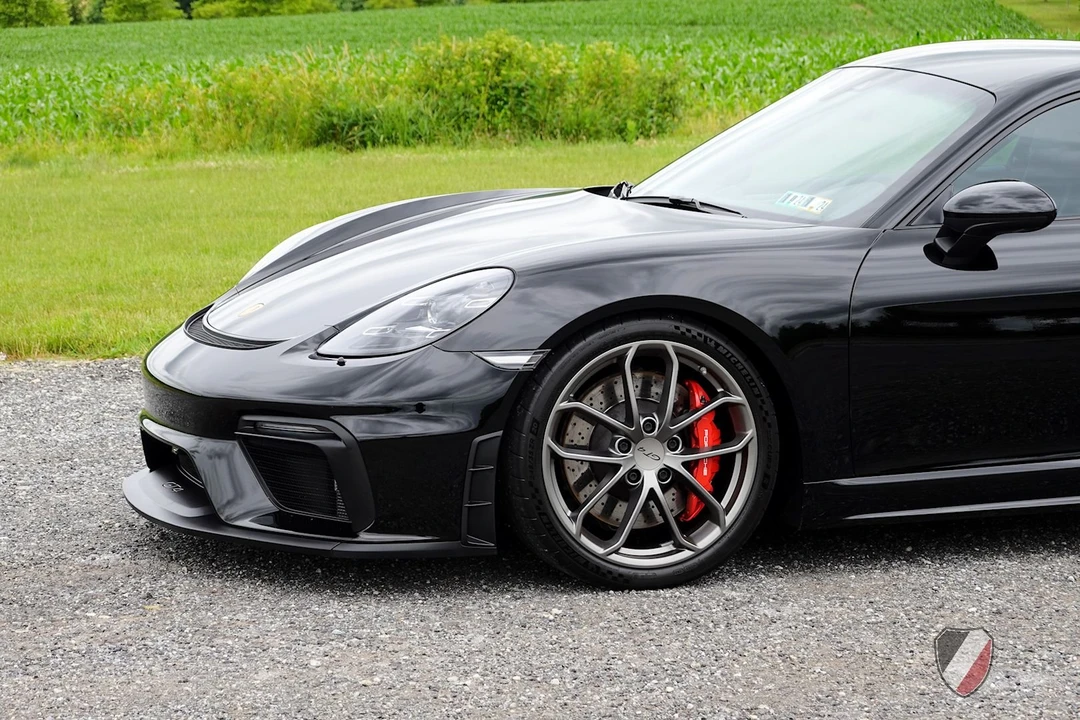 2020 Porsche 718 Cayman GT4 - Image 2 of 31