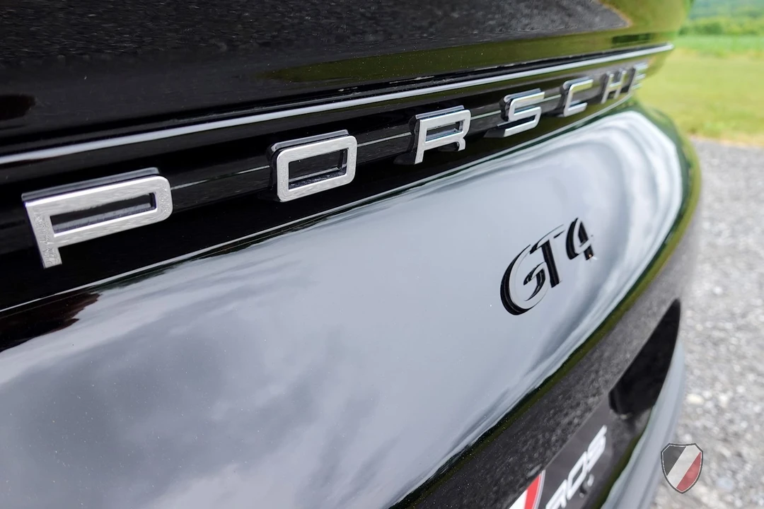2020 Porsche 718 Cayman GT4 - Image 22 of 31