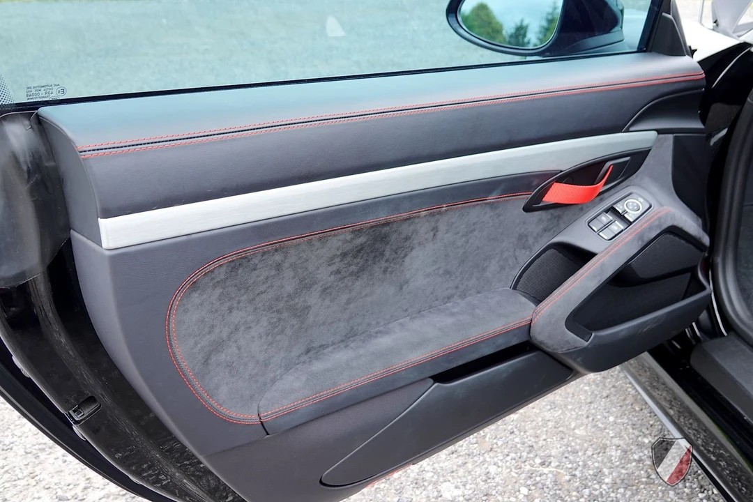 2020 Porsche 718 Cayman GT4 - Image 30 of 31