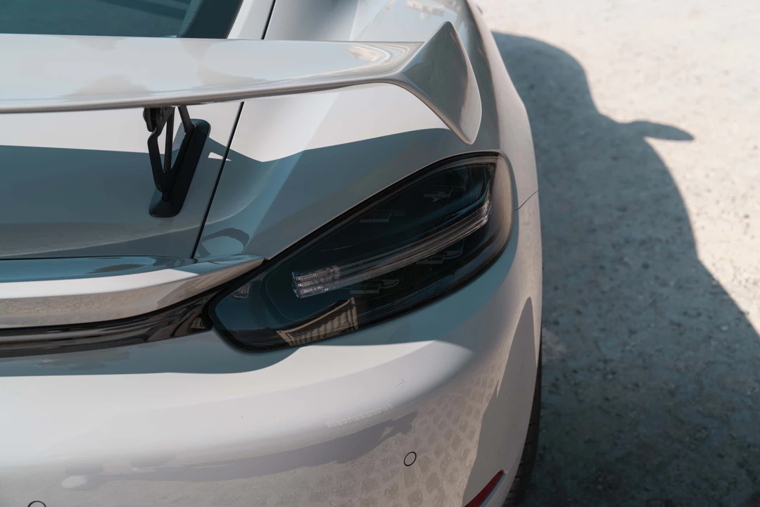 2020 Porsche 718 Cayman GT4 - Image 28 of 31
