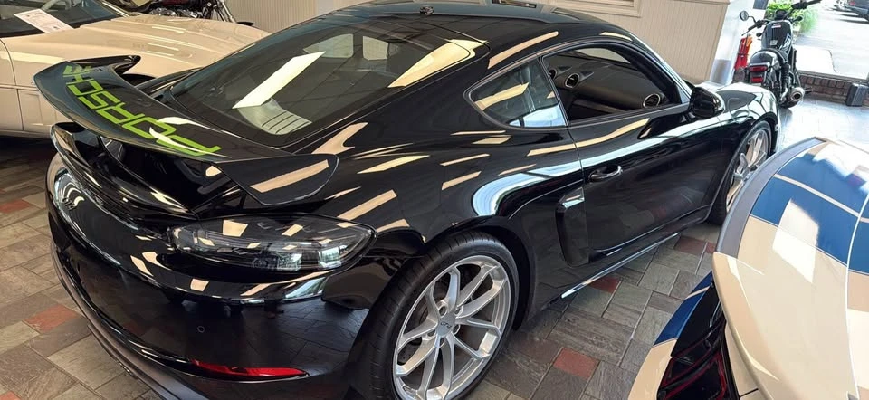 2020 Porsche 718 Cayman GT4 - Image 10 of 10