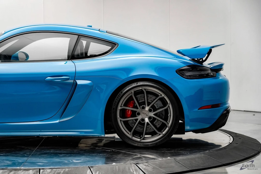 2020 Porsche 718 Cayman GT4 - Image 9 of 31