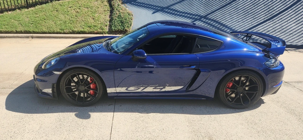 2020 Porsche 718 Cayman GT4 - Image 7 of 21