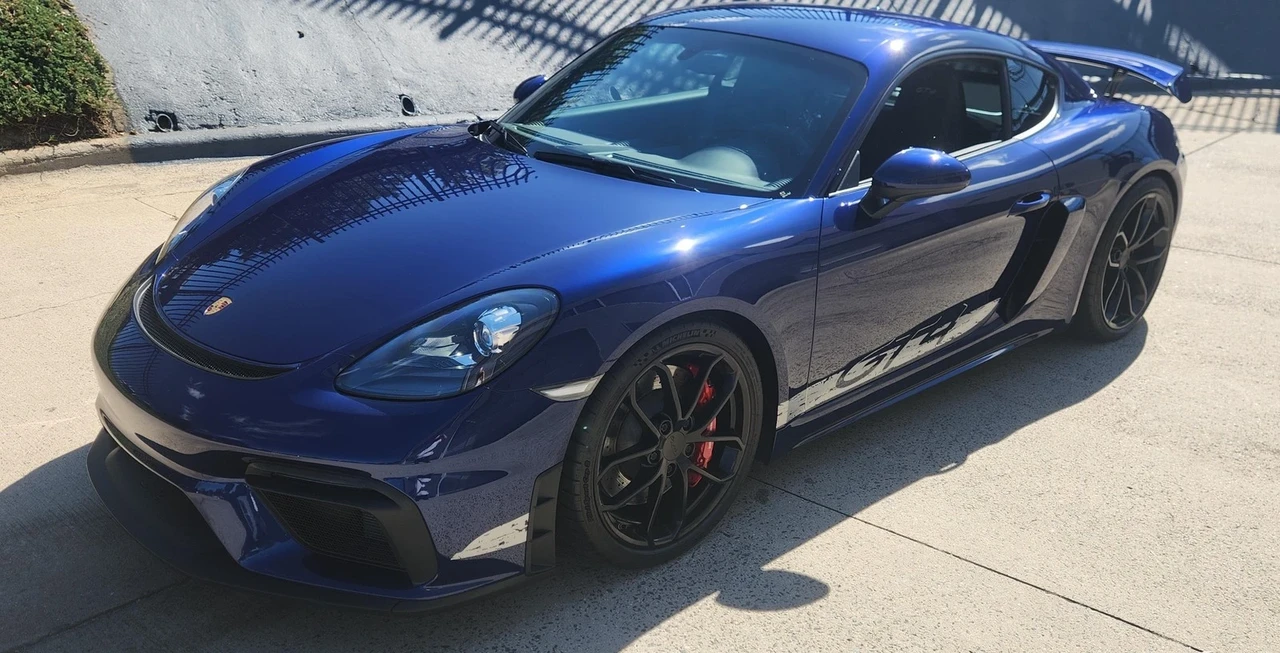 2020 Porsche 718 Cayman GT4 - Image 2 of 21