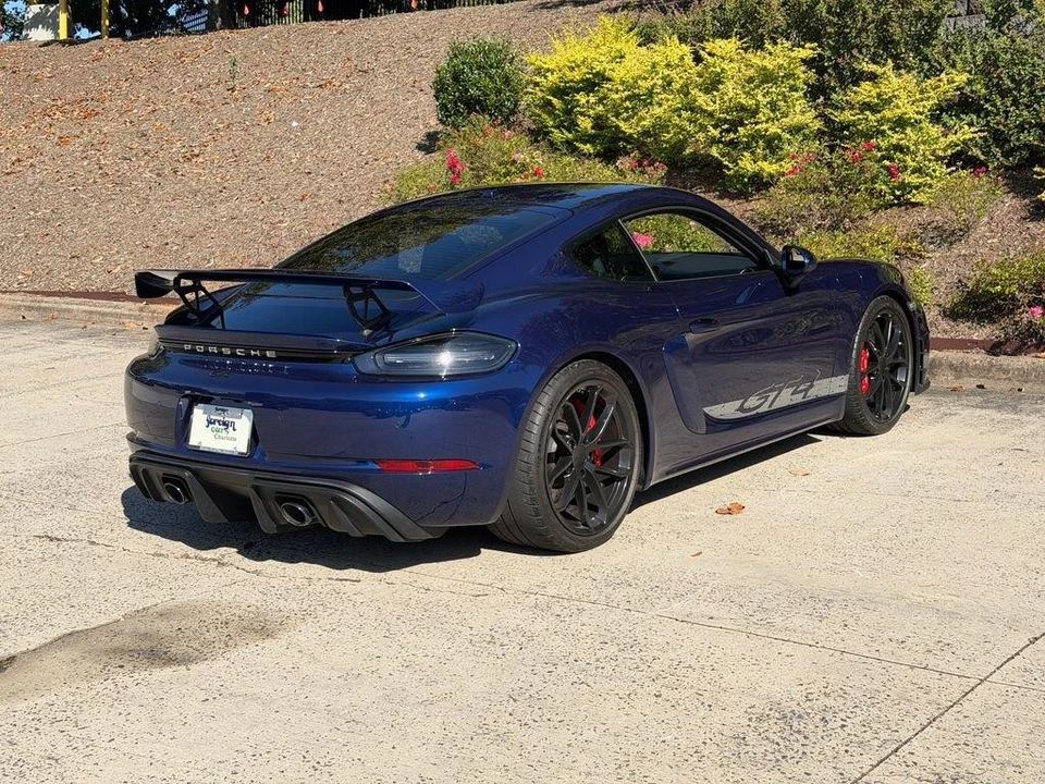 2020 Porsche 718 Cayman GT4 - Image 9 of 21