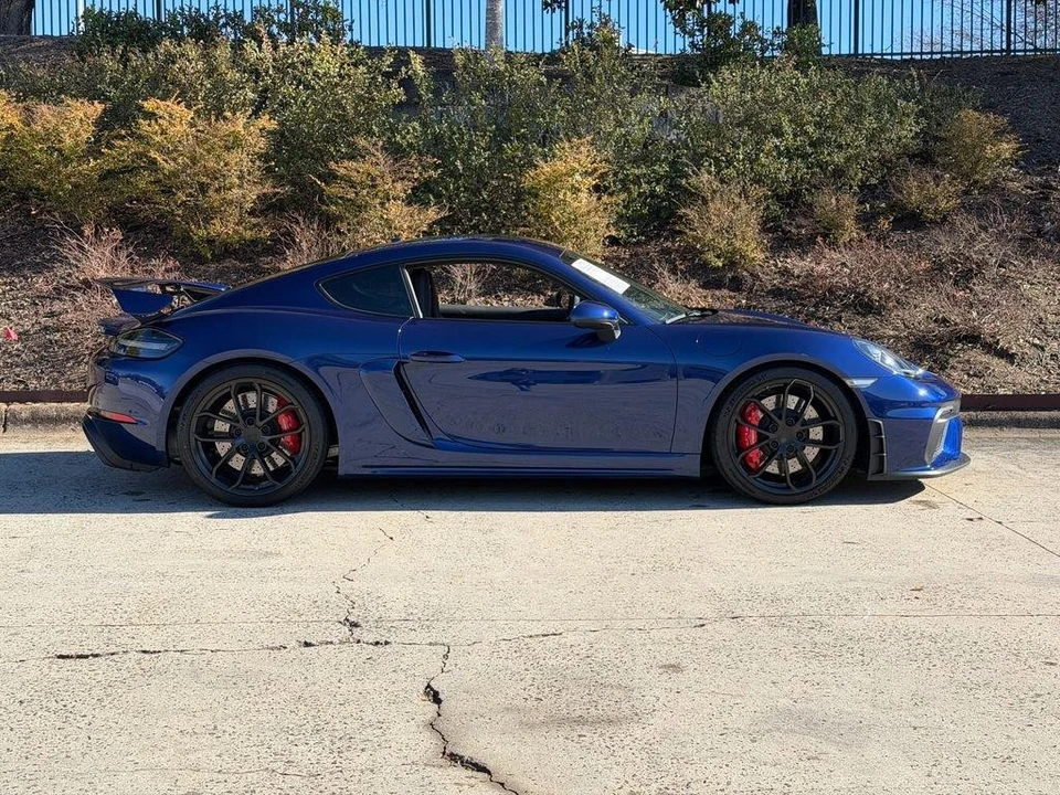 2020 Porsche 718 Cayman GT4 - Image 7 of 20