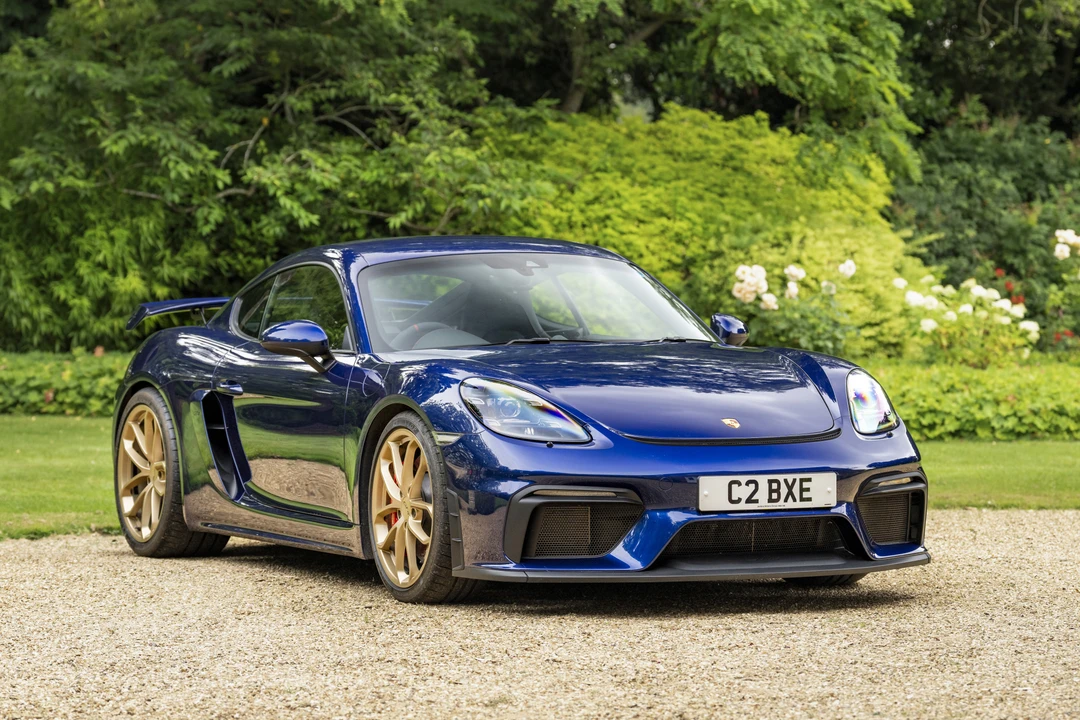 2020 Porsche 718 Cayman GT4 - Image 11 of 31