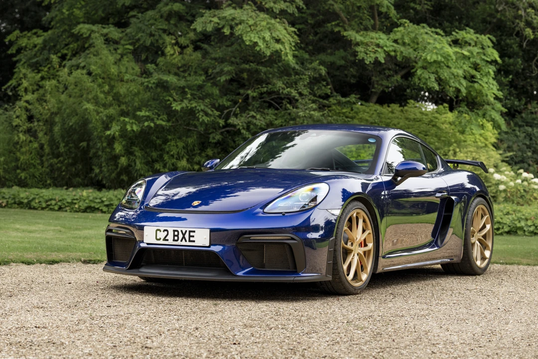 2020 Porsche 718 Cayman GT4 - Image 16 of 31