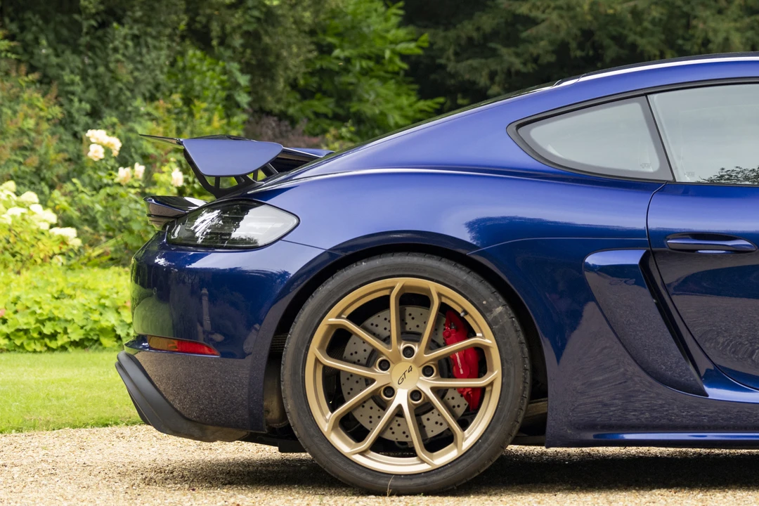 2020 Porsche 718 Cayman GT4 - Image 25 of 31