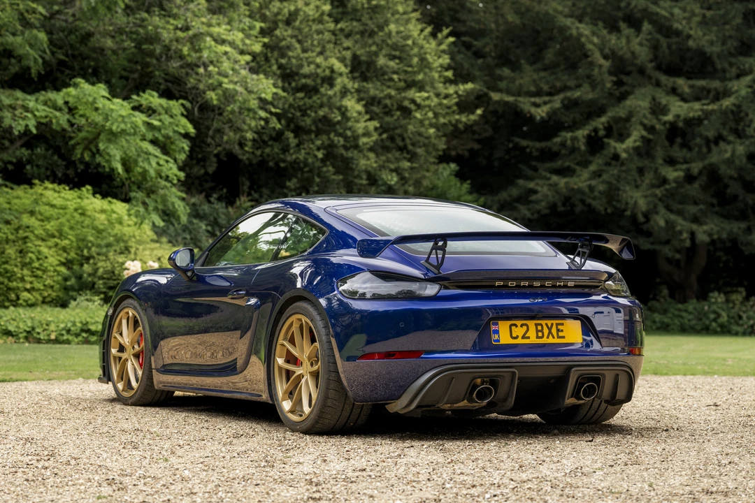2020 Porsche 718 Cayman GT4 - Image 7 of 31