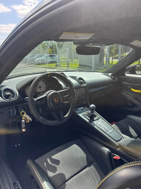 2020 Porsche 718 Cayman GT4 - Image 8 of 11